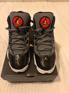 Jordan 6 Rings Big Boy size 5 Basketball Shoes in Gray/Black